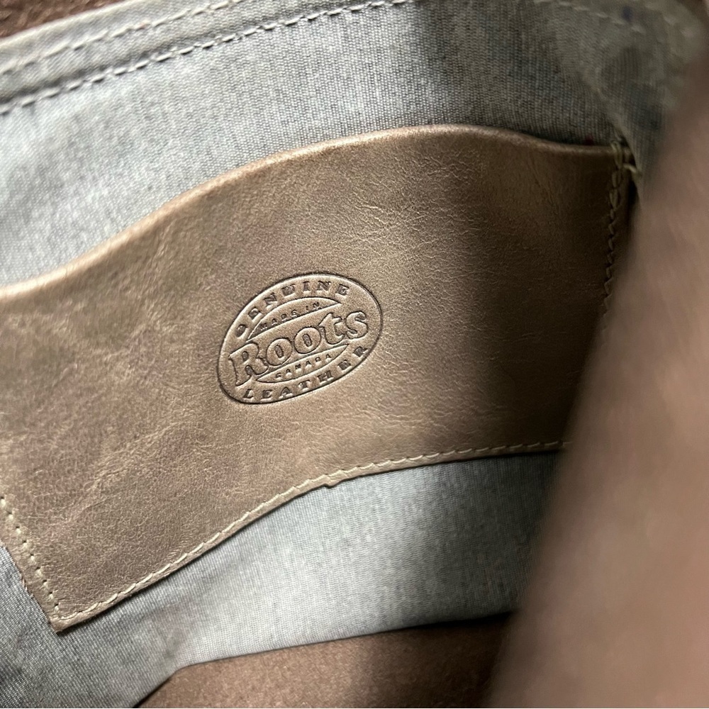 ROOTS Edie Leather Bag - Picture 6 of 15